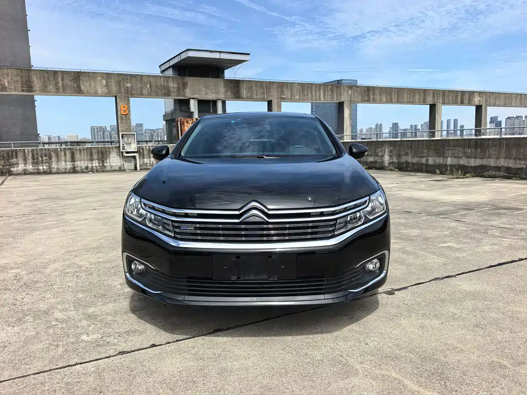 Citroen C6 — миниатюра 2