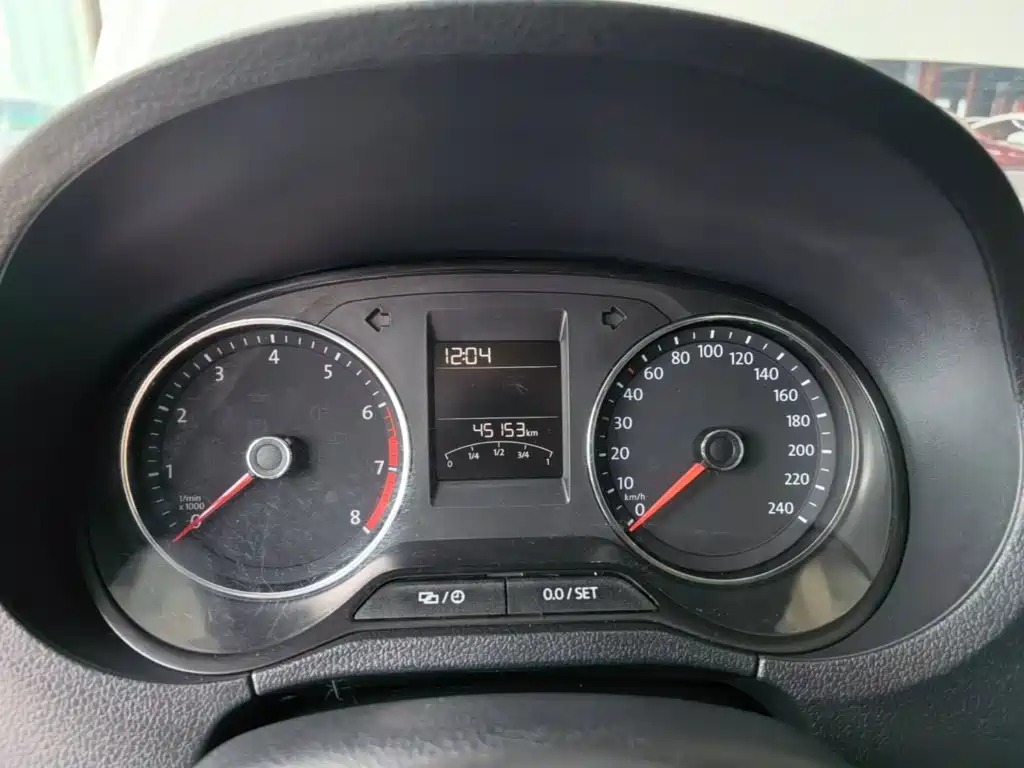 Volkswagen Polo — миниатюра 12