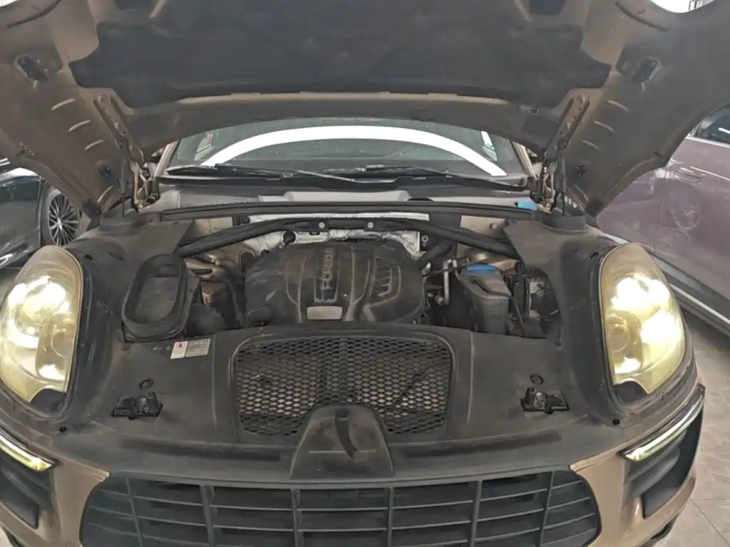Porsche Macan — миниатюра 20