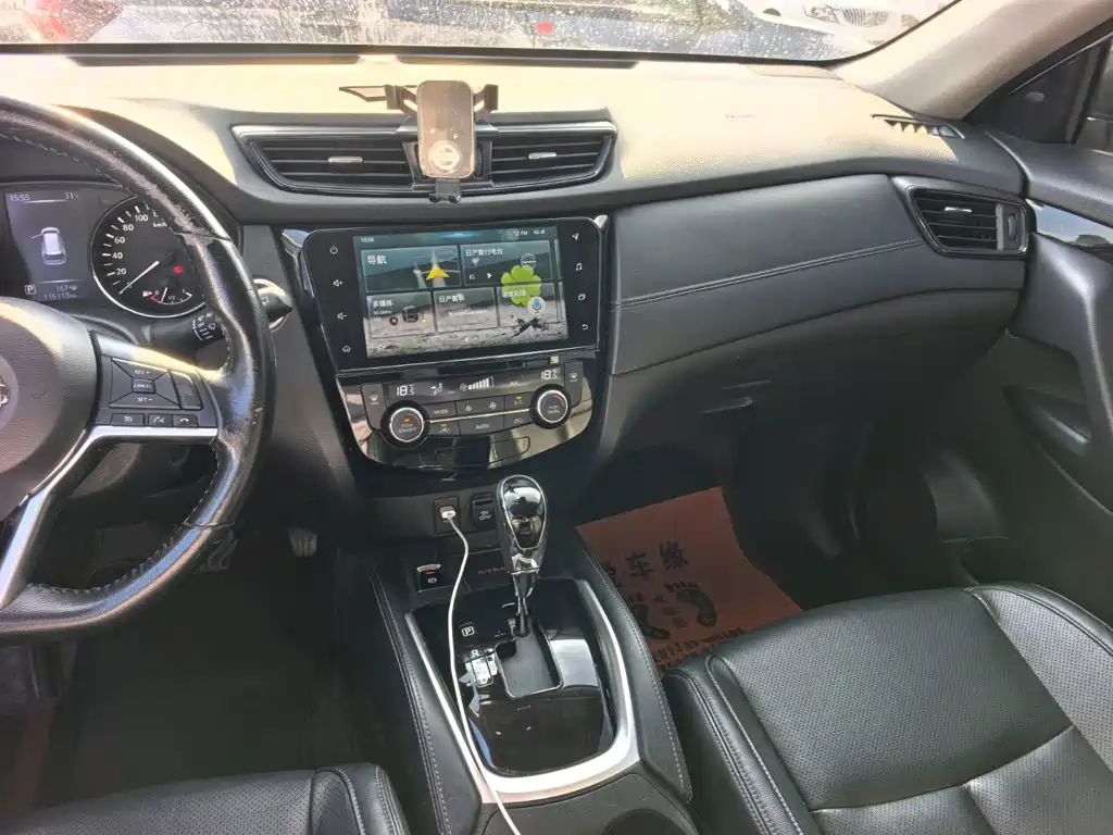 Nissan X-Trail — миниатюра 13