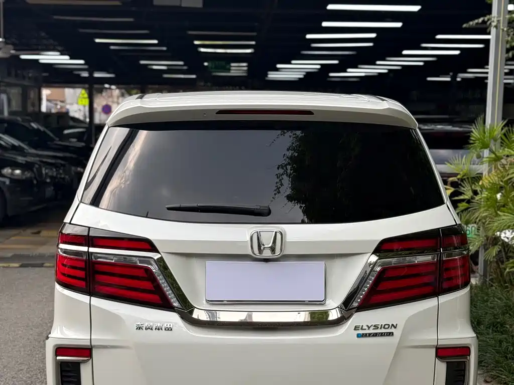 Honda Elysion — миниатюра 6