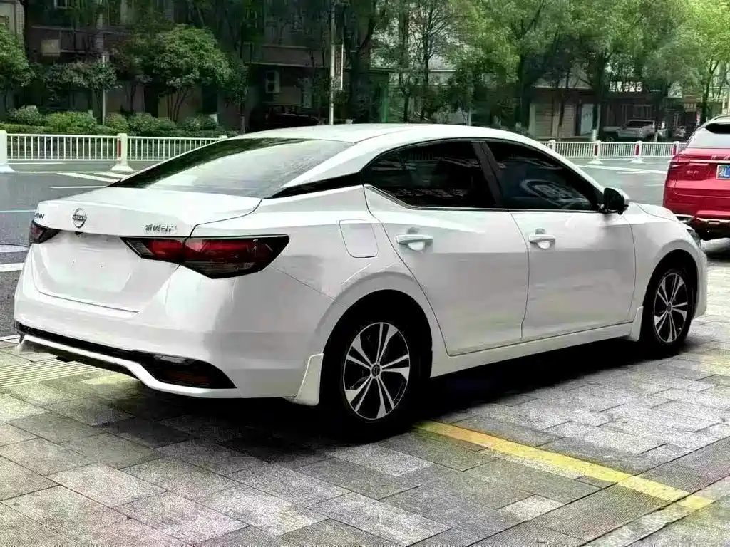 Nissan Sylphy — миниатюра 7