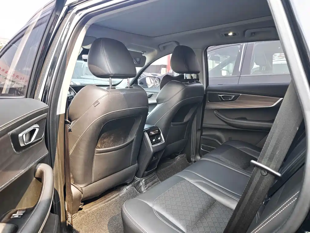Chery Tiggo 8 — миниатюра 3
