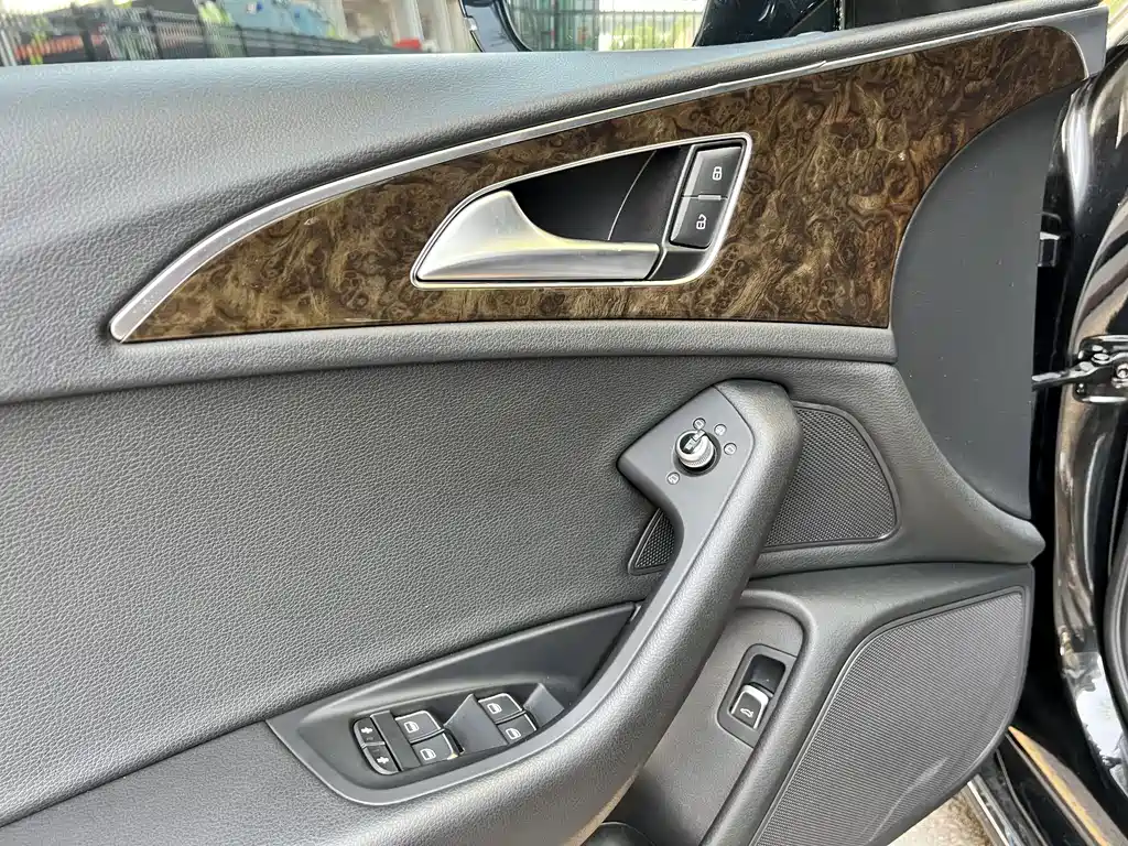 Audi A6L — миниатюра 8