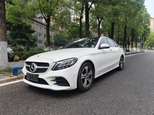 MERCEDES BENZ C CLASS