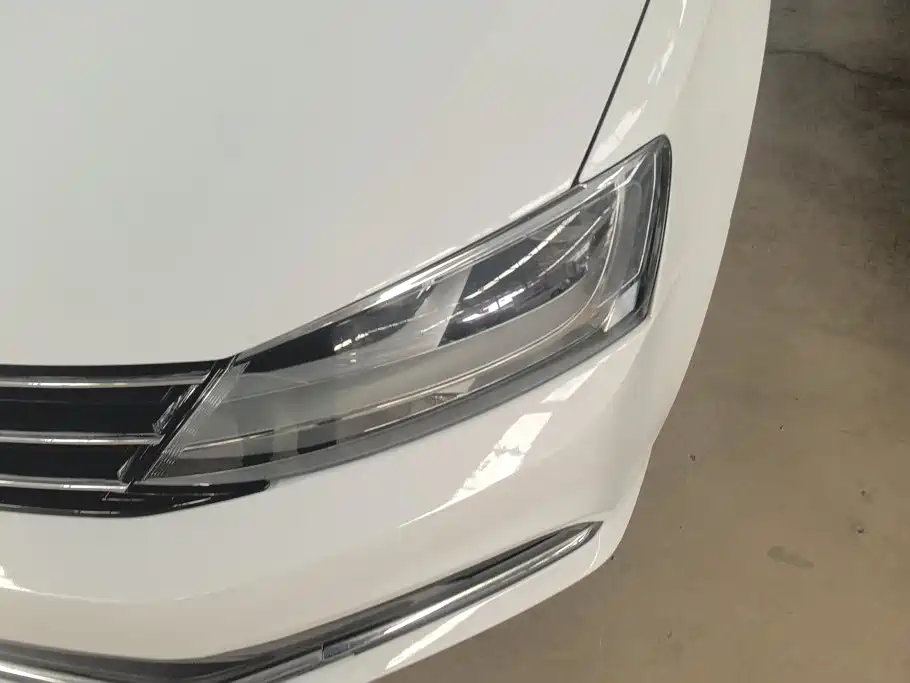 Volkswagen Sagitar — миниатюра 5