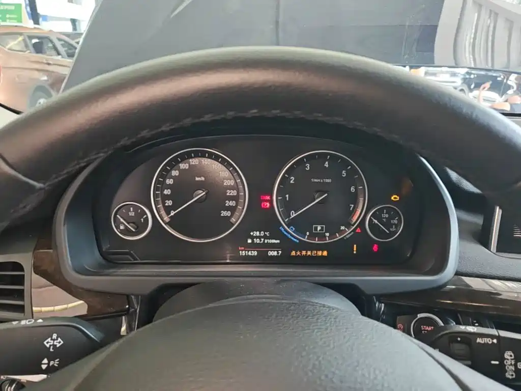 BMW X5 (Import) — миниатюра 12