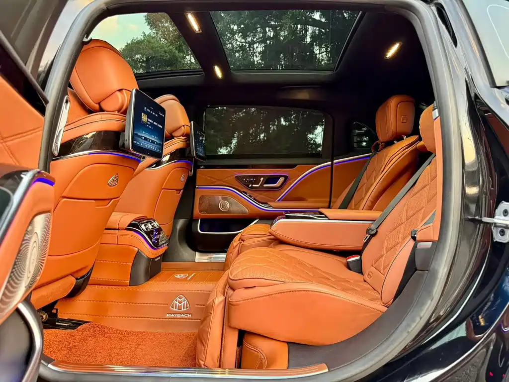 Mercedes-Benz S-Class — миниатюра 7