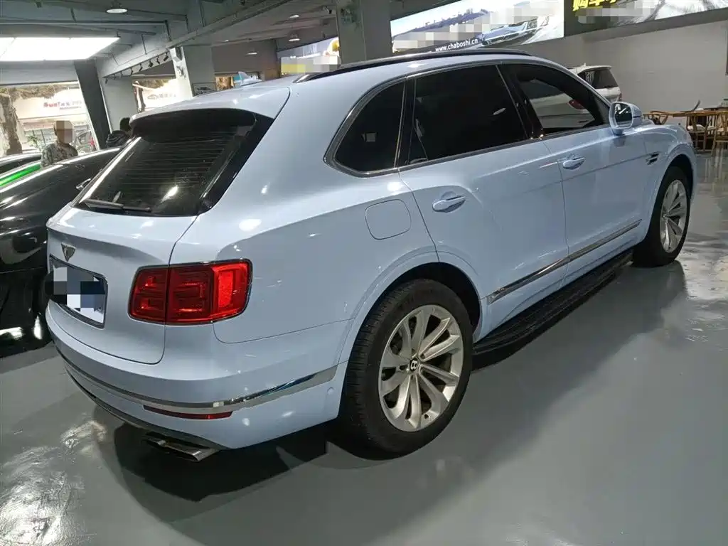 Bentley Bentayga 2018 4.0T V8