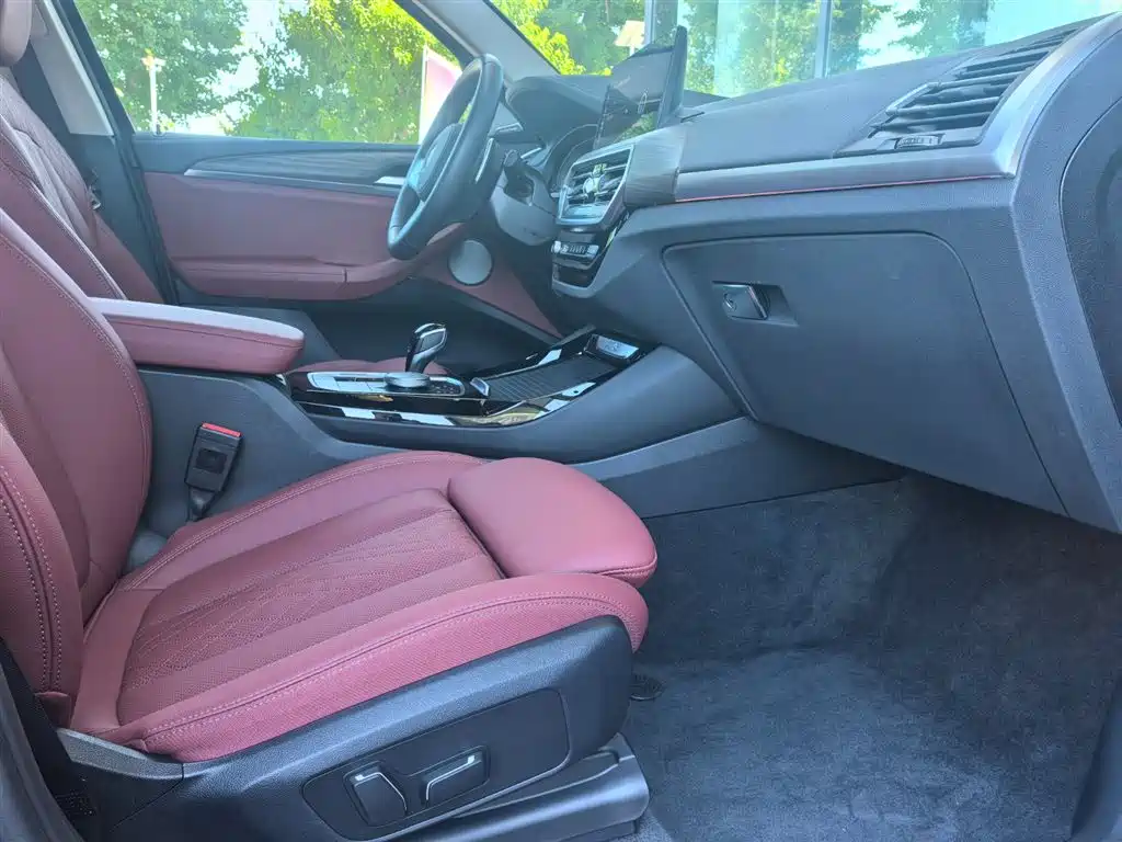 BMW X3 — миниатюра 17
