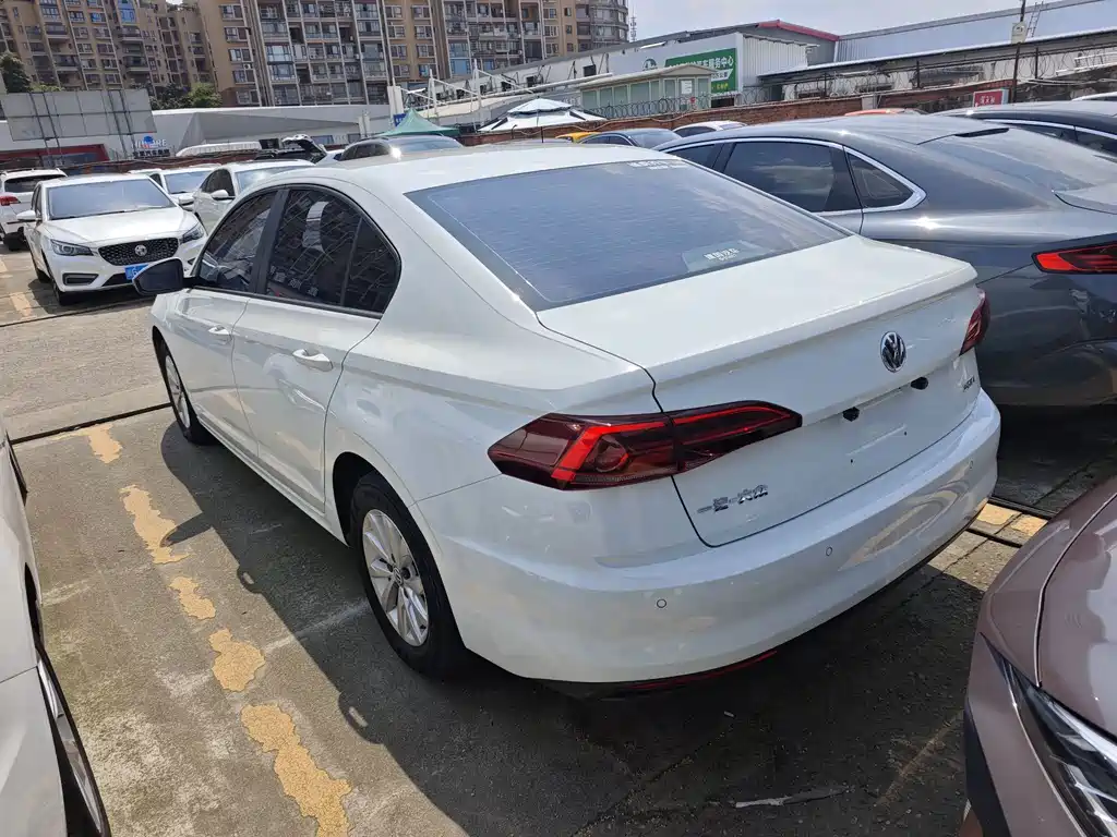 Volkswagen Bora — миниатюра 14