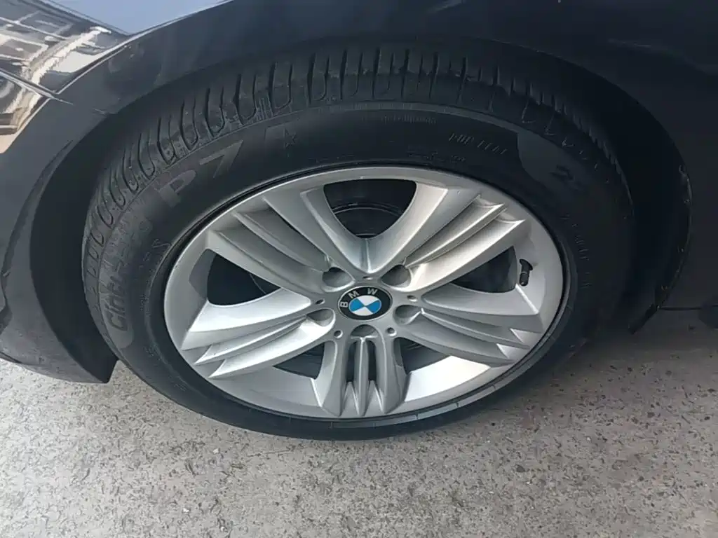 BMW 3 Series — миниатюра 23