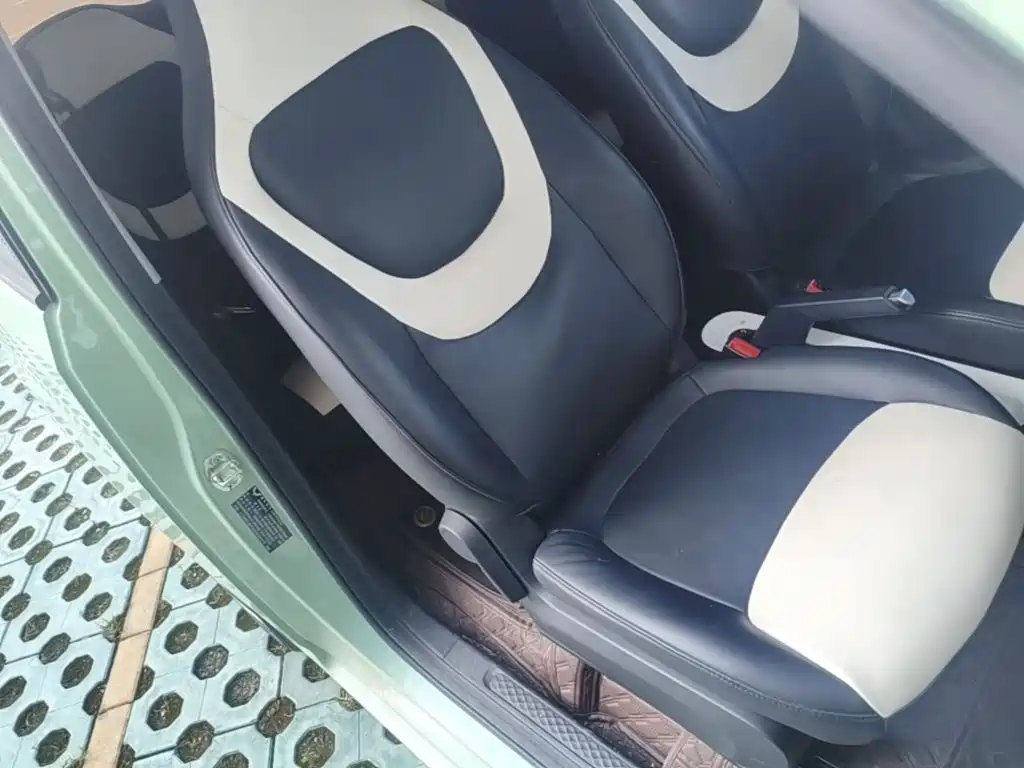 Wuling MINIEV — миниатюра 25