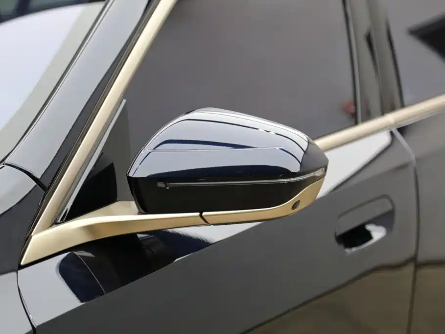 BMW 5 Series — миниатюра 26