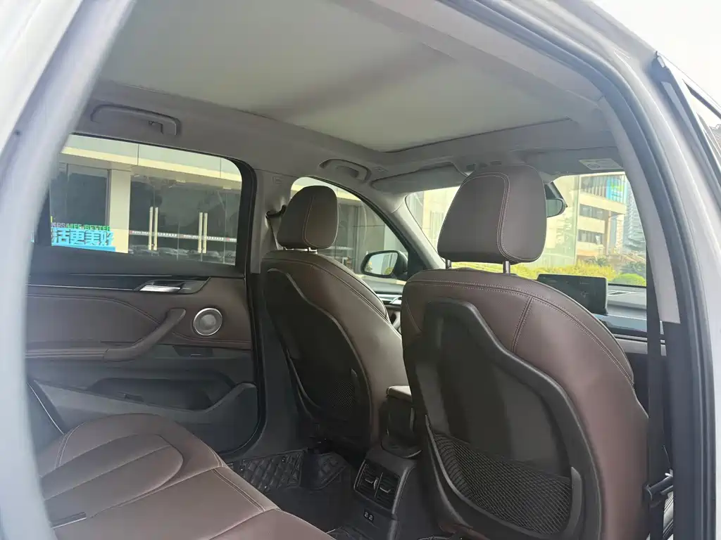 BMW X1 — миниатюра 7