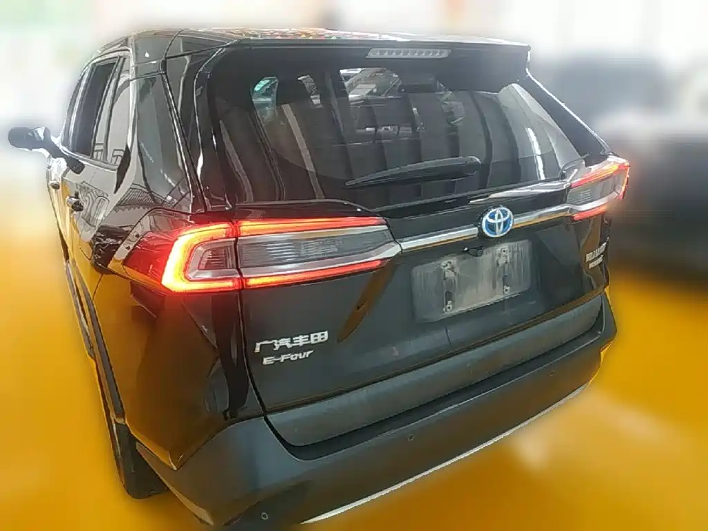 Toyota Wildlander — миниатюра 8