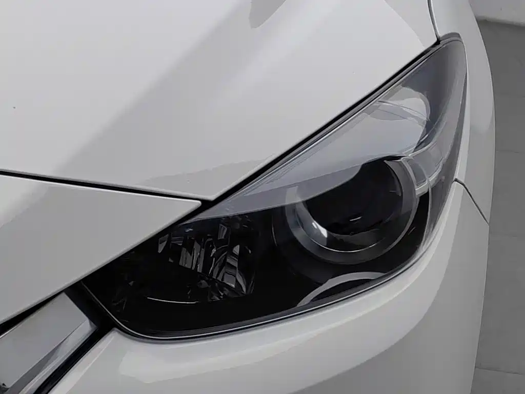 Mazda 3 Axela — миниатюра 7