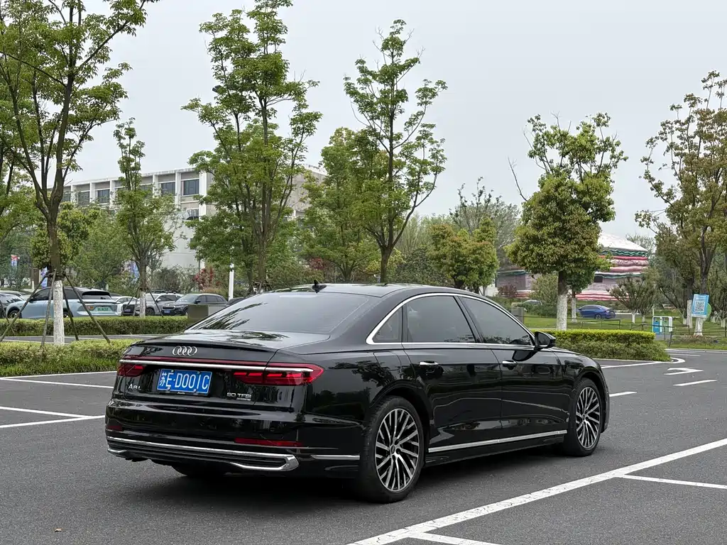 Audi A8 2023 A8L 50 TFSI quattro
