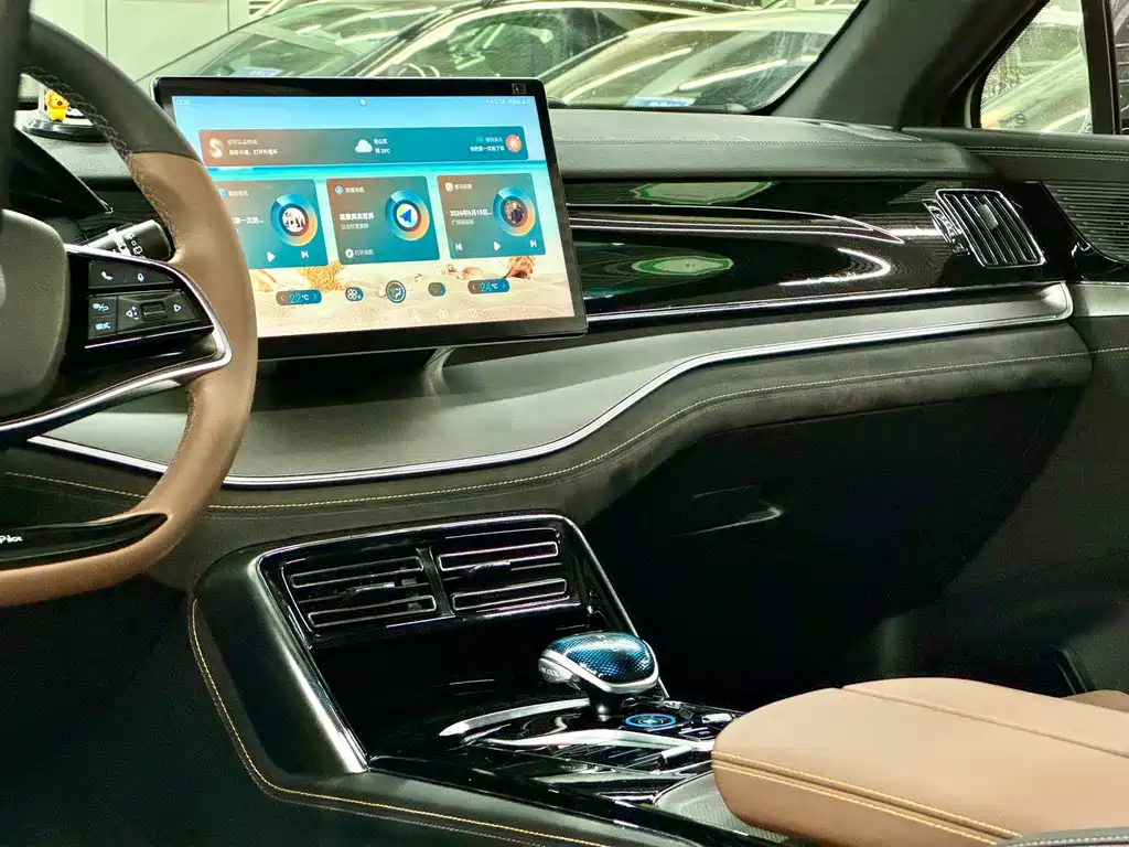 BYD Tang New Energy — миниатюра 9