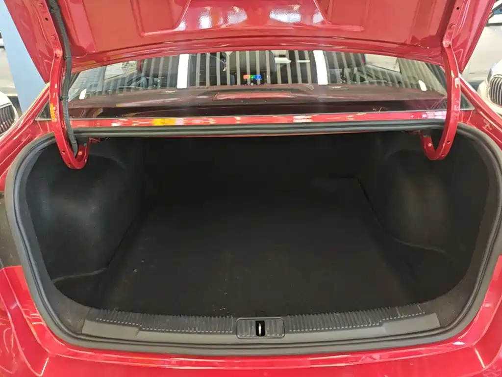 Roewe i5 — миниатюра 19