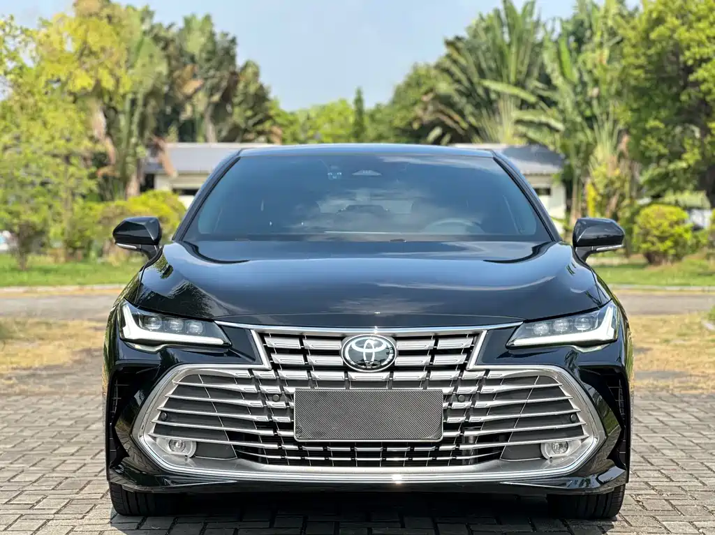 Toyota Avalon — миниатюра 2