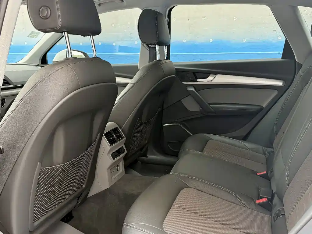 Audi Q5L — миниатюра 11
