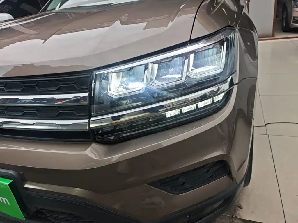 Volkswagen Tharu — миниатюра 24