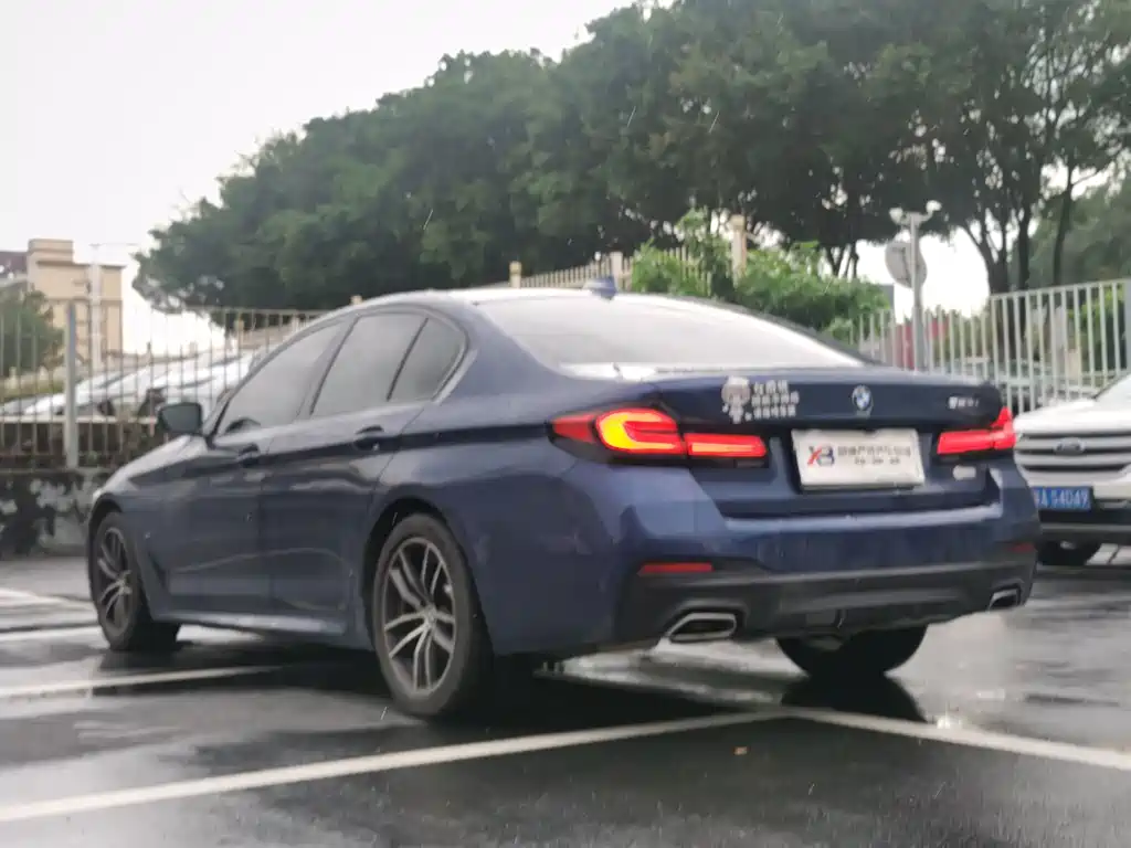 BMW 5 Series (Import) — миниатюра 17