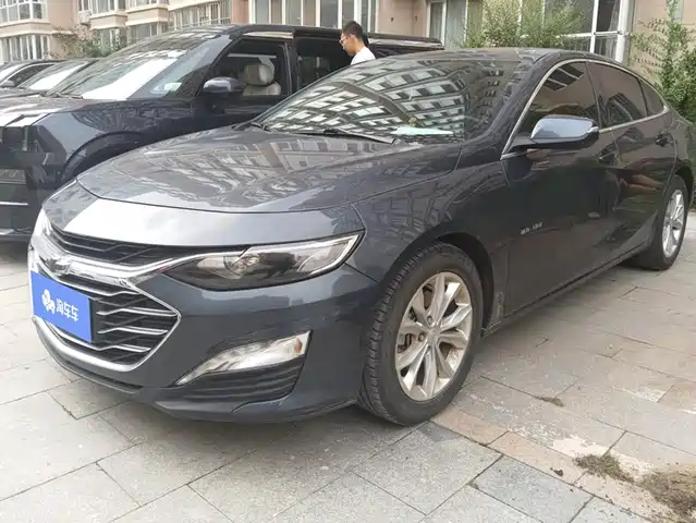 Chevrolet Malibu XL