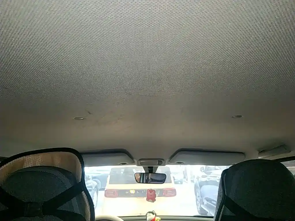 Wuling MINIEV — миниатюра 18