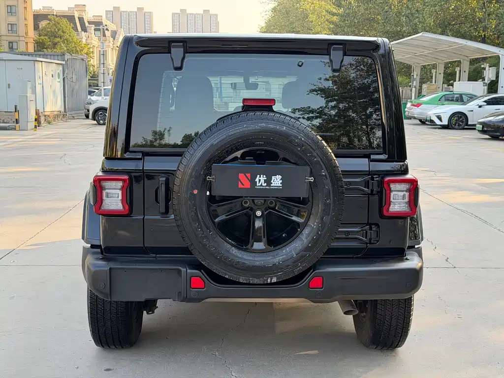 Jeep Wrangler — миниатюра 6