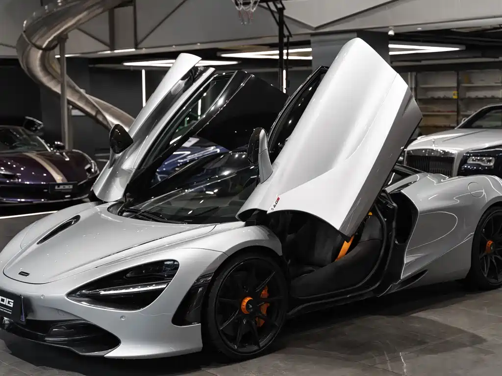 McLaren 720S