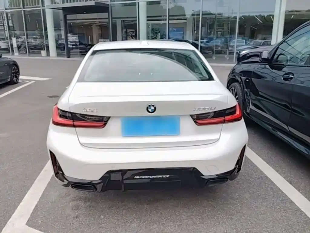 BMW 3 Series — миниатюра 6