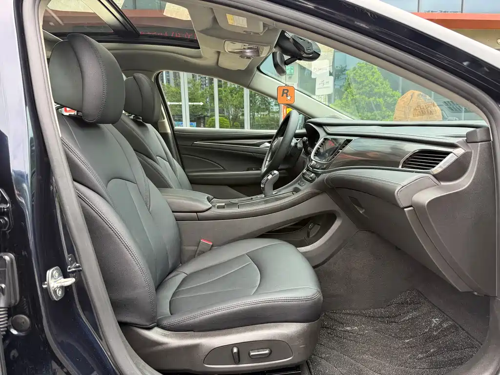 Buick LaCrosse — миниатюра 14