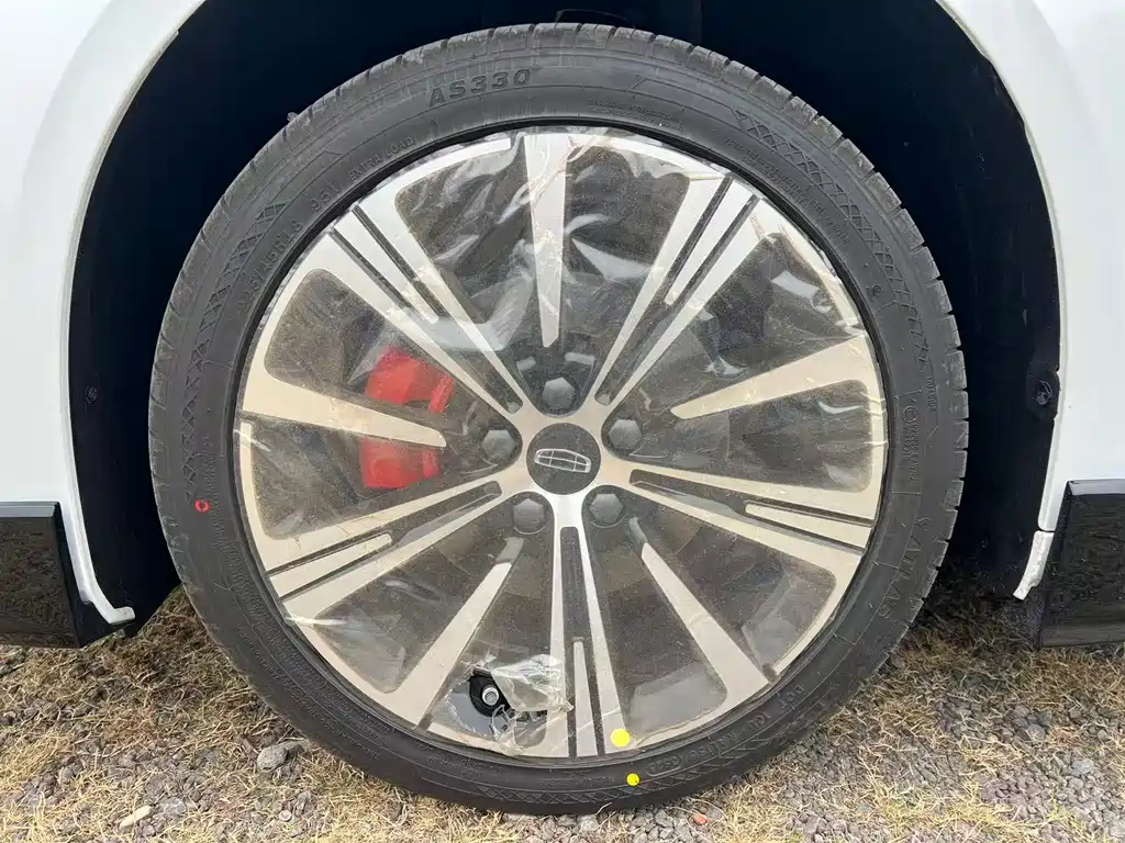 GEELY AUTOMOBILE XINGRUI