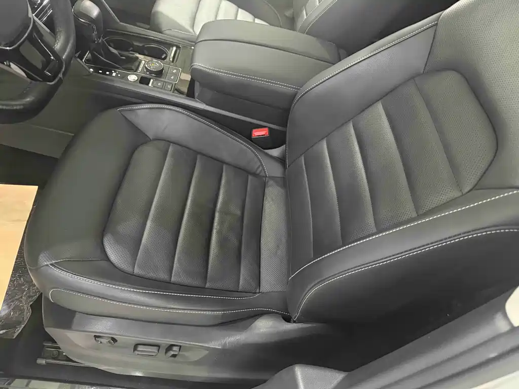 Volkswagen Teramont — миниатюра 6