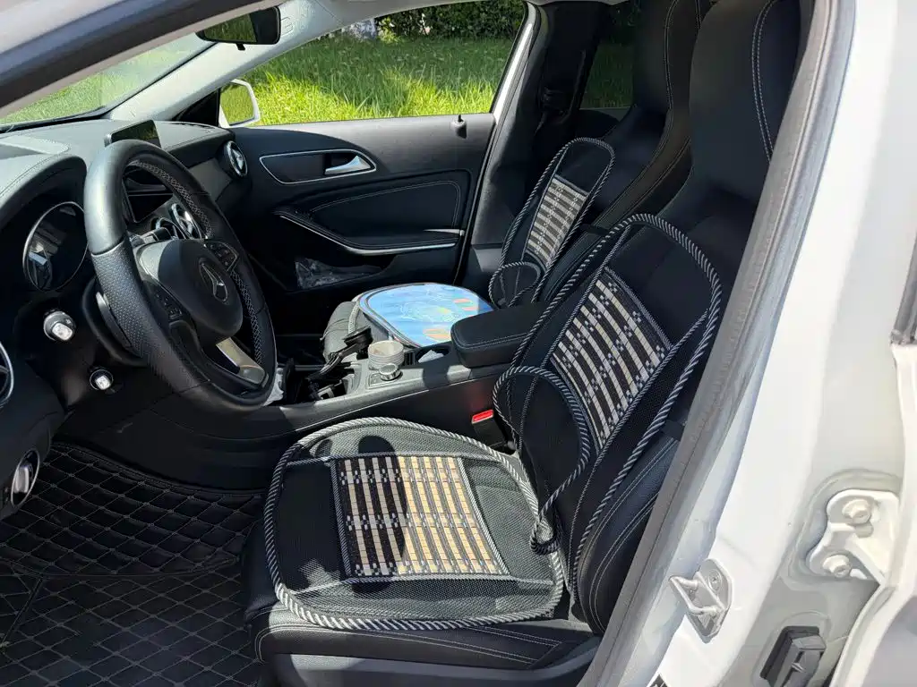 Mercedes-Benz GLA — миниатюра 8