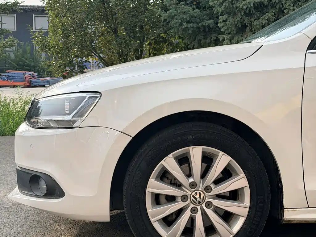 Volkswagen Sagitar — миниатюра 7