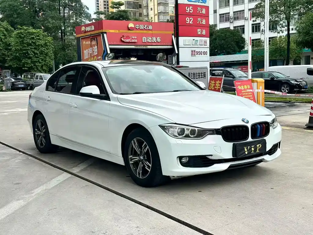 BMW 3 Series — миниатюра 3
