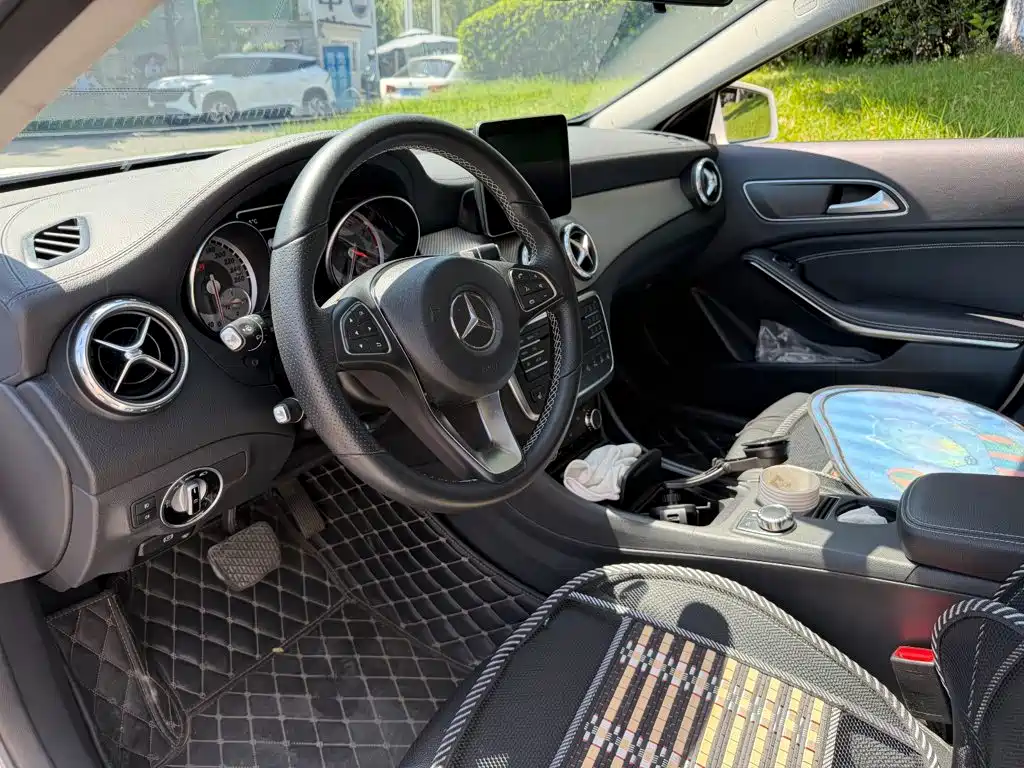 Mercedes-Benz GLA — миниатюра 7