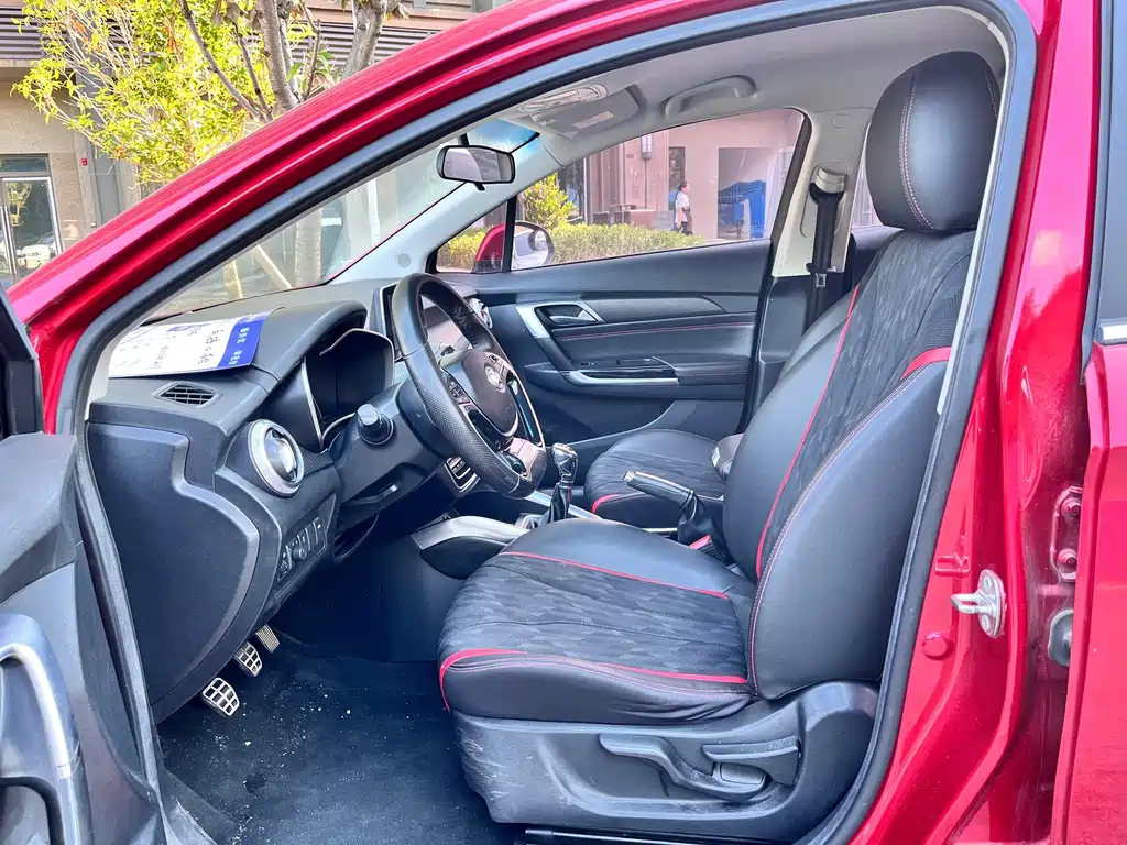 BAIC Senova D50 — миниатюра 5