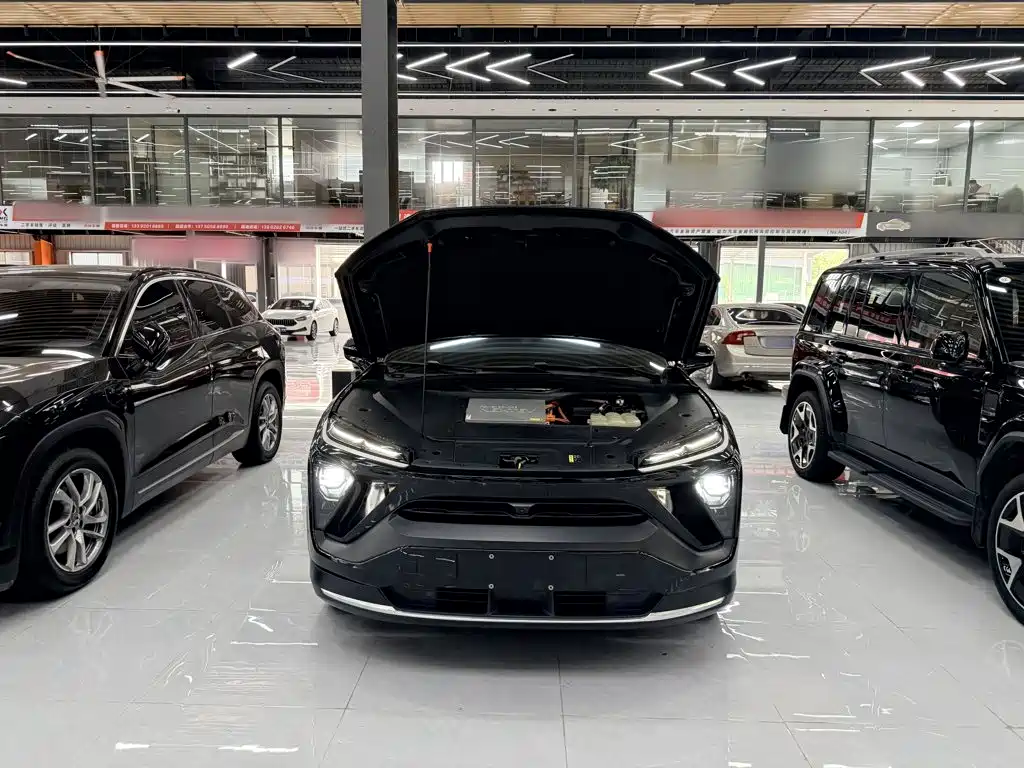 NIO ES6 — миниатюра 12