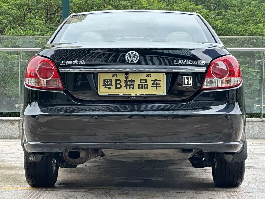 Volkswagen Lavida — миниатюра 3