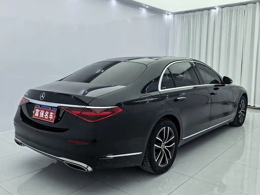 Mercedes-Benz S-Class — миниатюра 4