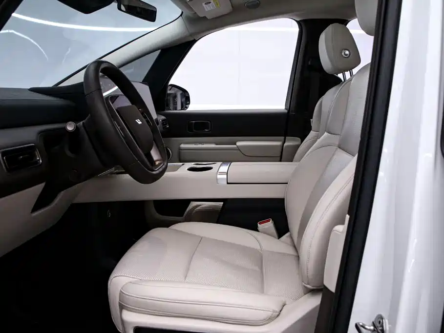 Li Auto Li MEGA — миниатюра 13