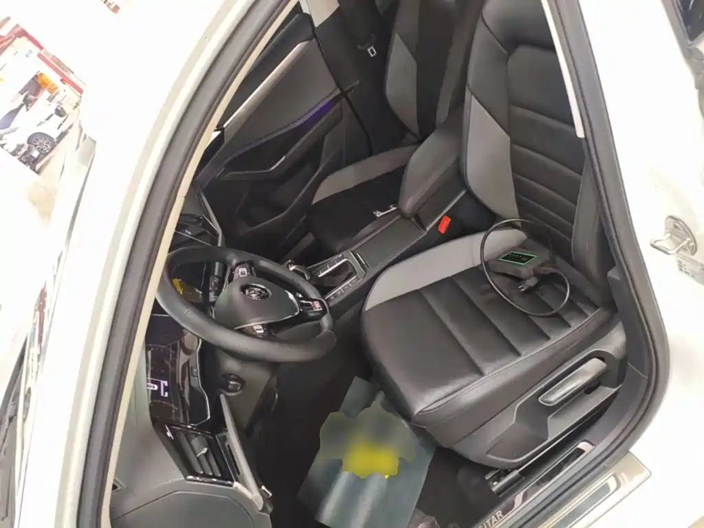 Volkswagen Sagitar — миниатюра 15