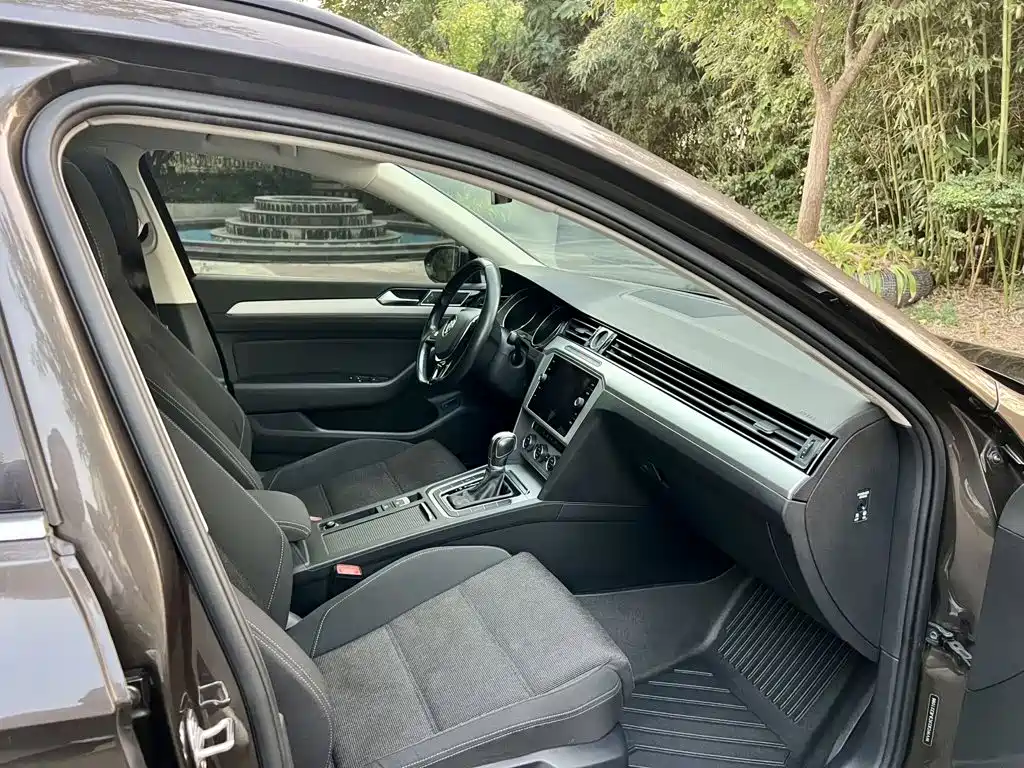 Volkswagen Viloran — миниатюра 4