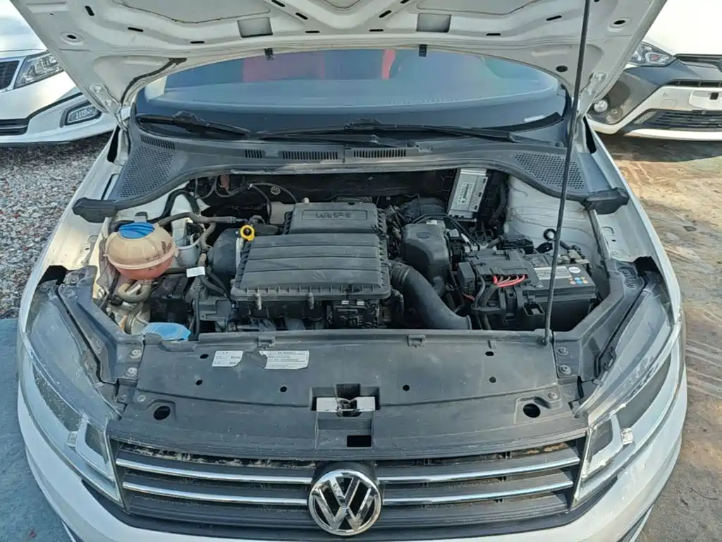 Volkswagen Santana — миниатюра 20