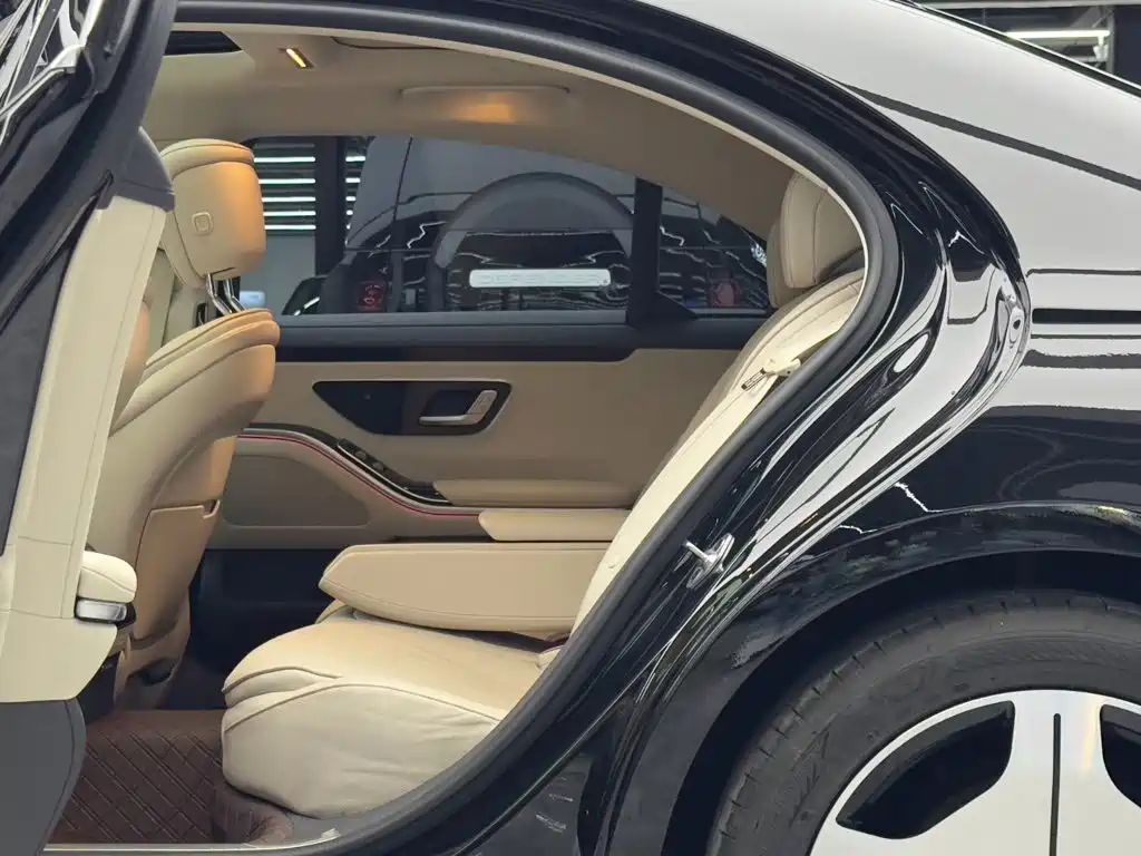 Mercedes-Benz S-Class — миниатюра 9