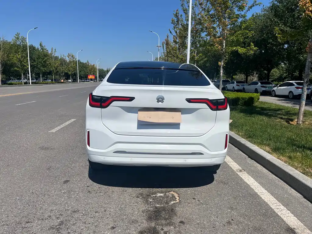 NIO EC6 — миниатюра 19